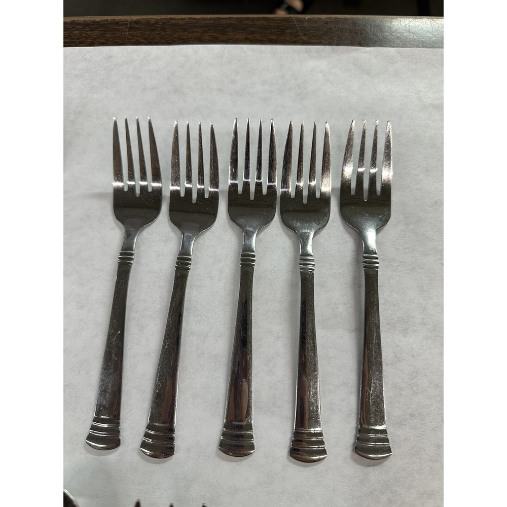 Cambridge Stainless China Codie 41 Pc Flatware Set - Picture 4 of 10